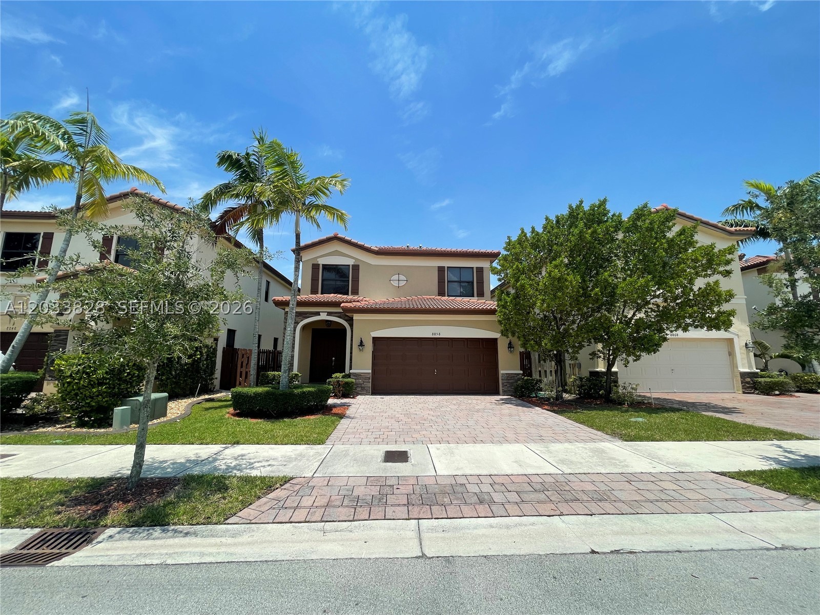 ISLES AT GRAND BAY - Residential Lease