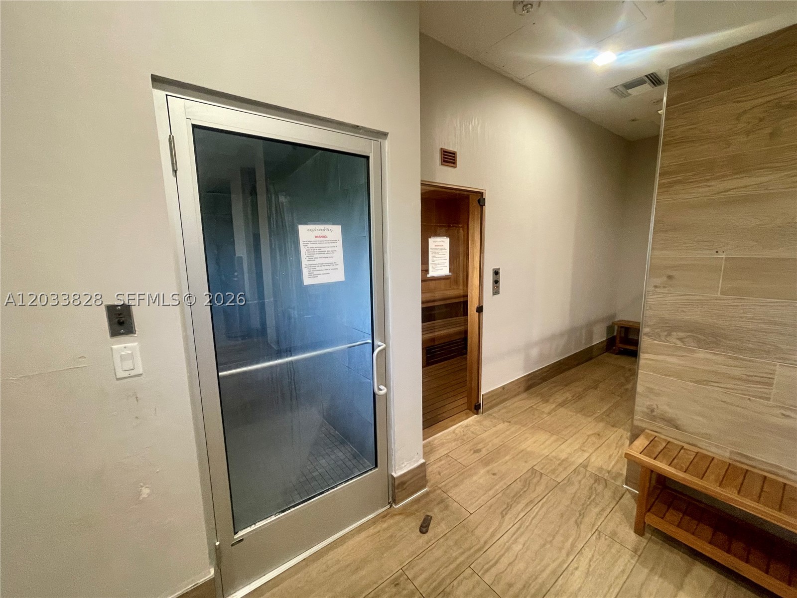 ISLES AT GRAND BAY - Residential Lease