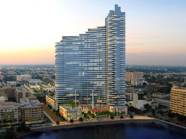 PARAMOUNT BAY CONDO - Residential