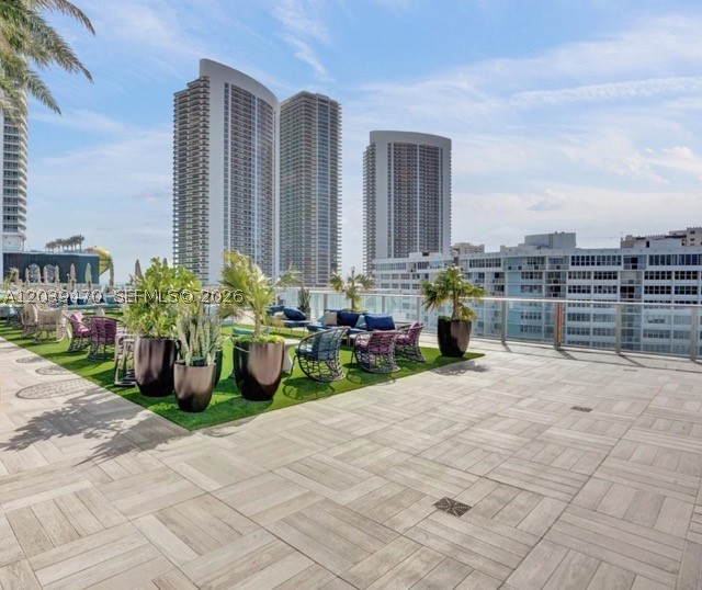 4010 SOUTH OCEAN CONDO - Residential