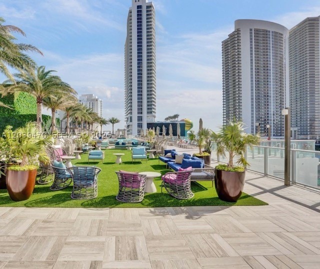 4010 SOUTH OCEAN CONDO - Residential