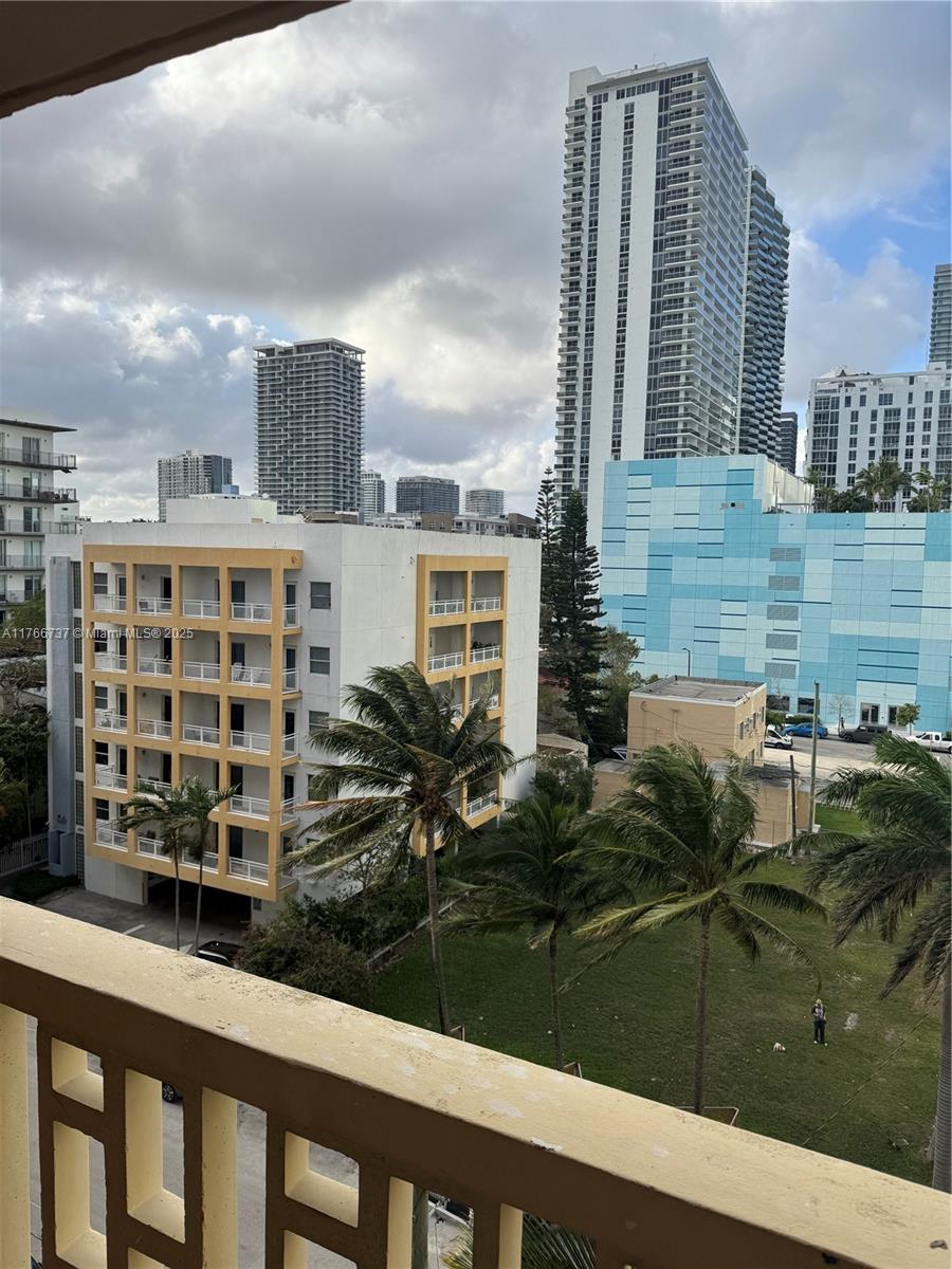 RIVIERA TOWERS CONDO - Residential Lease