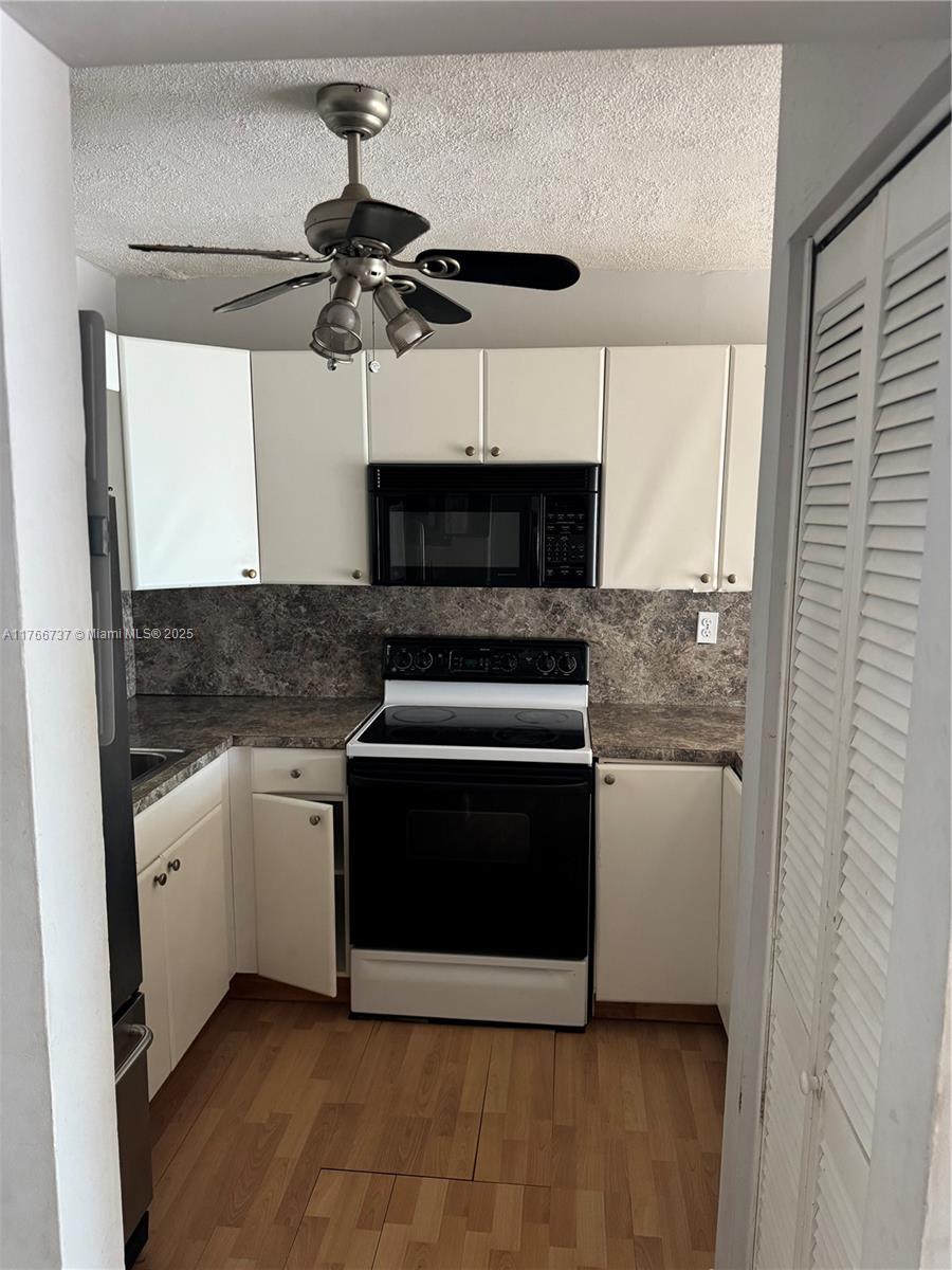 RIVIERA TOWERS CONDO - Residential Lease