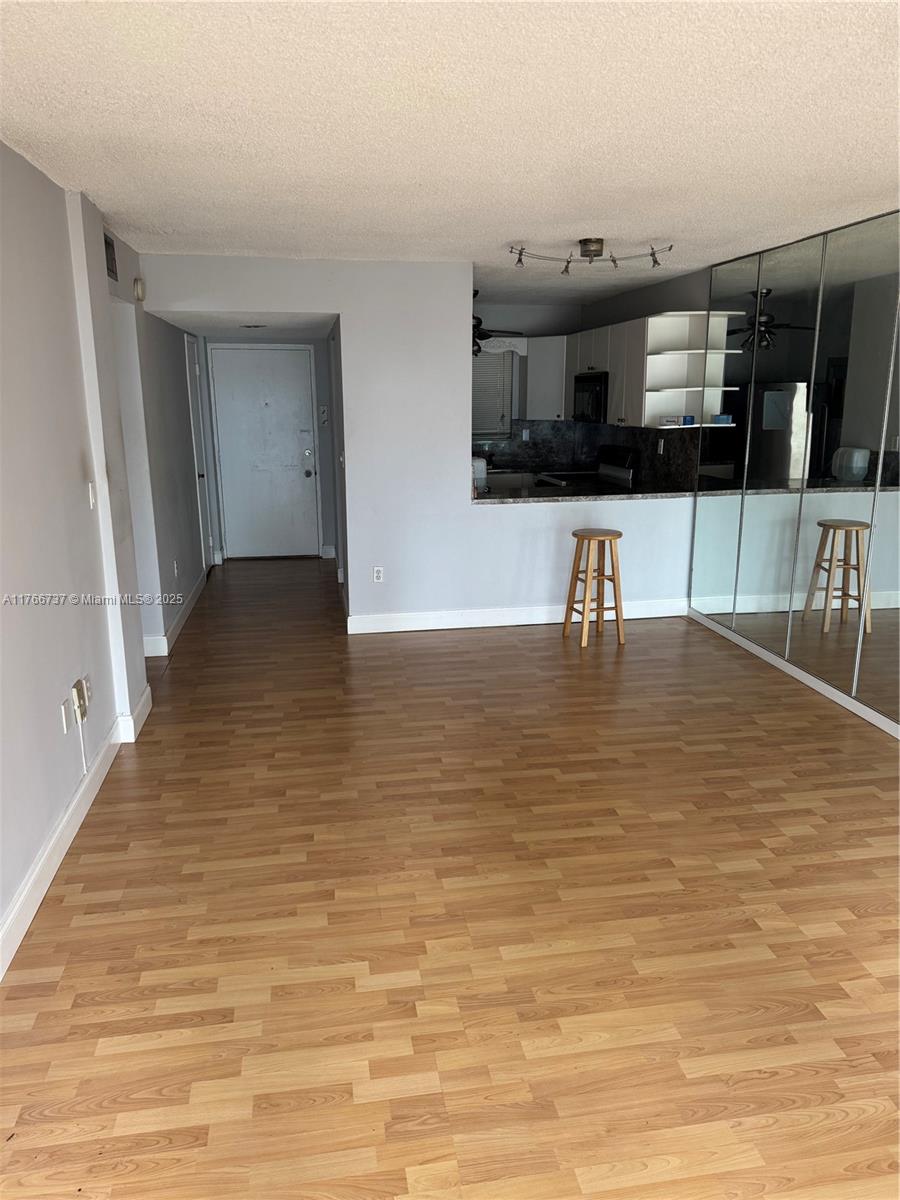 RIVIERA TOWERS CONDO - Residential Lease