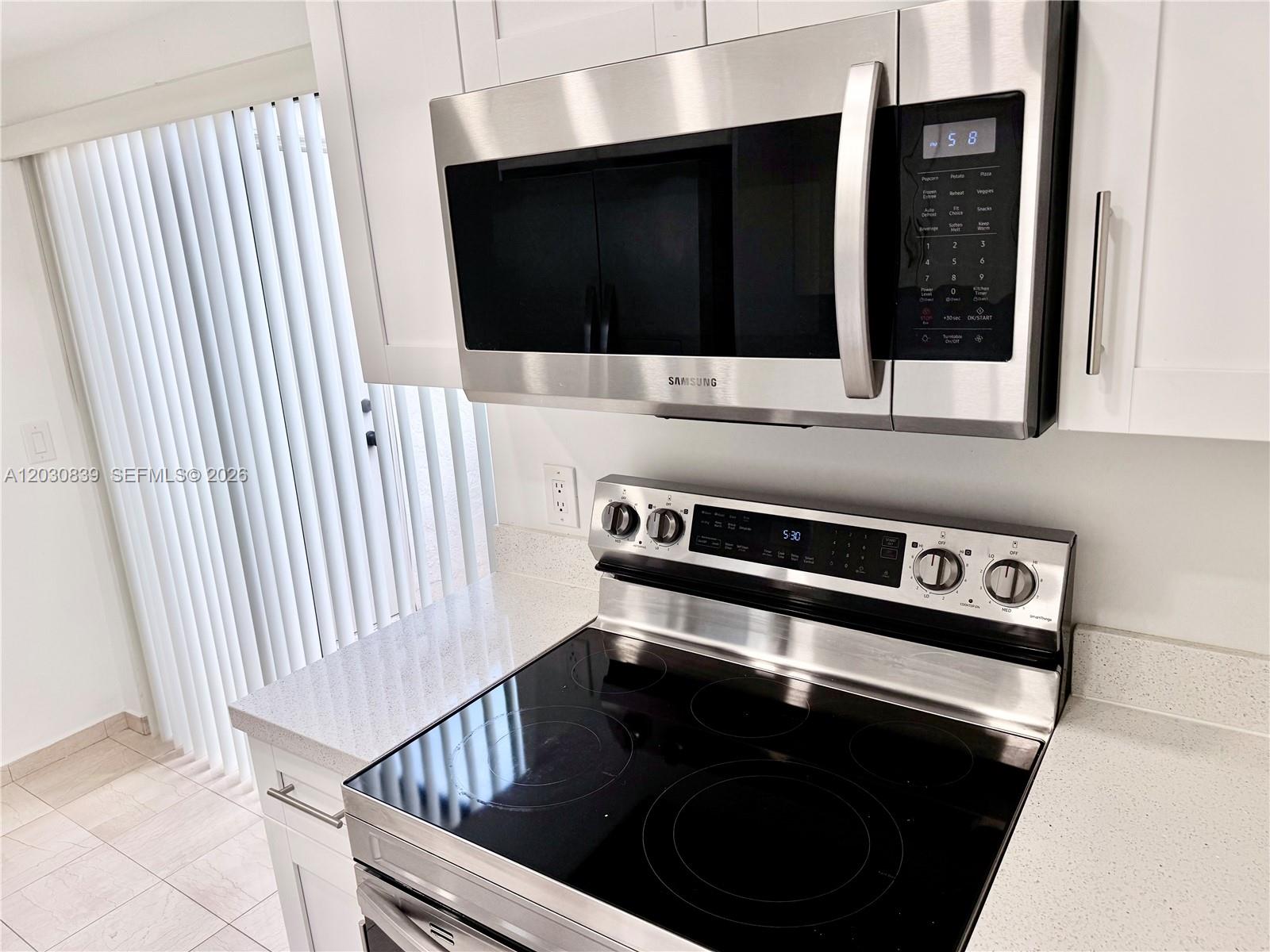 LKS OF MEADOW VILG HOMES - Residential Lease