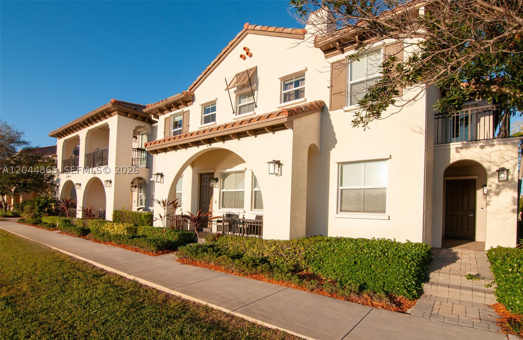 MONTERRA PLAT - Residential Lease