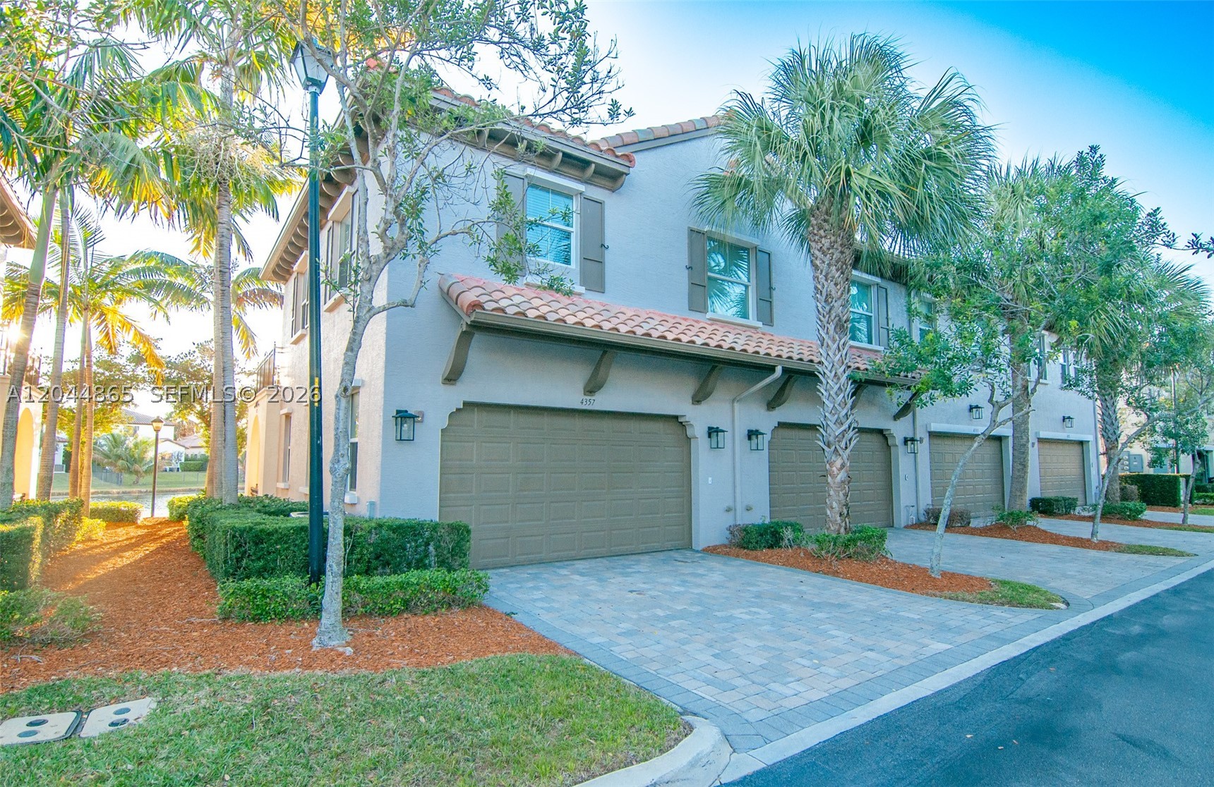 MONTERRA PLAT - Residential Lease