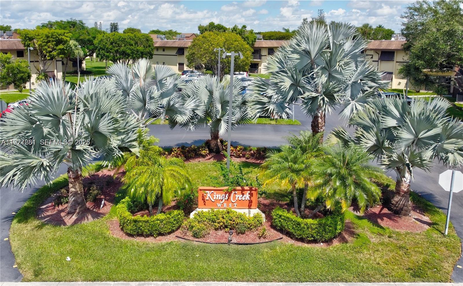 KINGS CREEK WEST CONDO BL - Residential