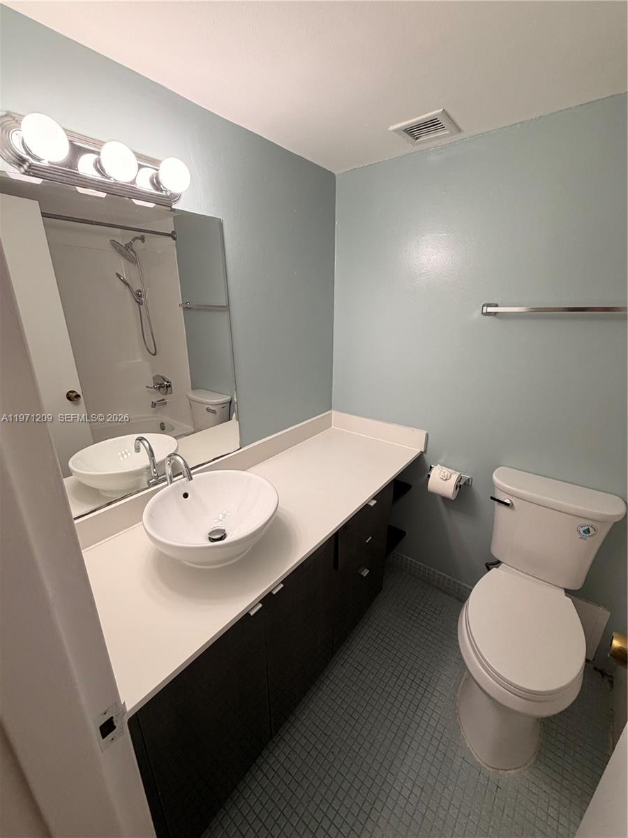 VECINO DEL MAR CONDO - Residential