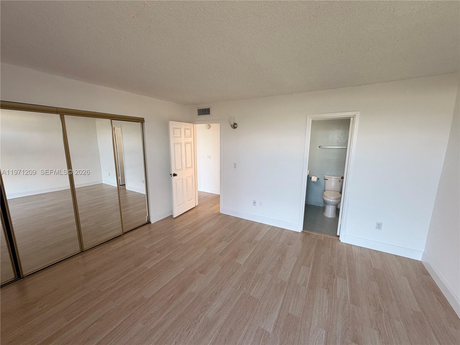 VECINO DEL MAR CONDO - Residential