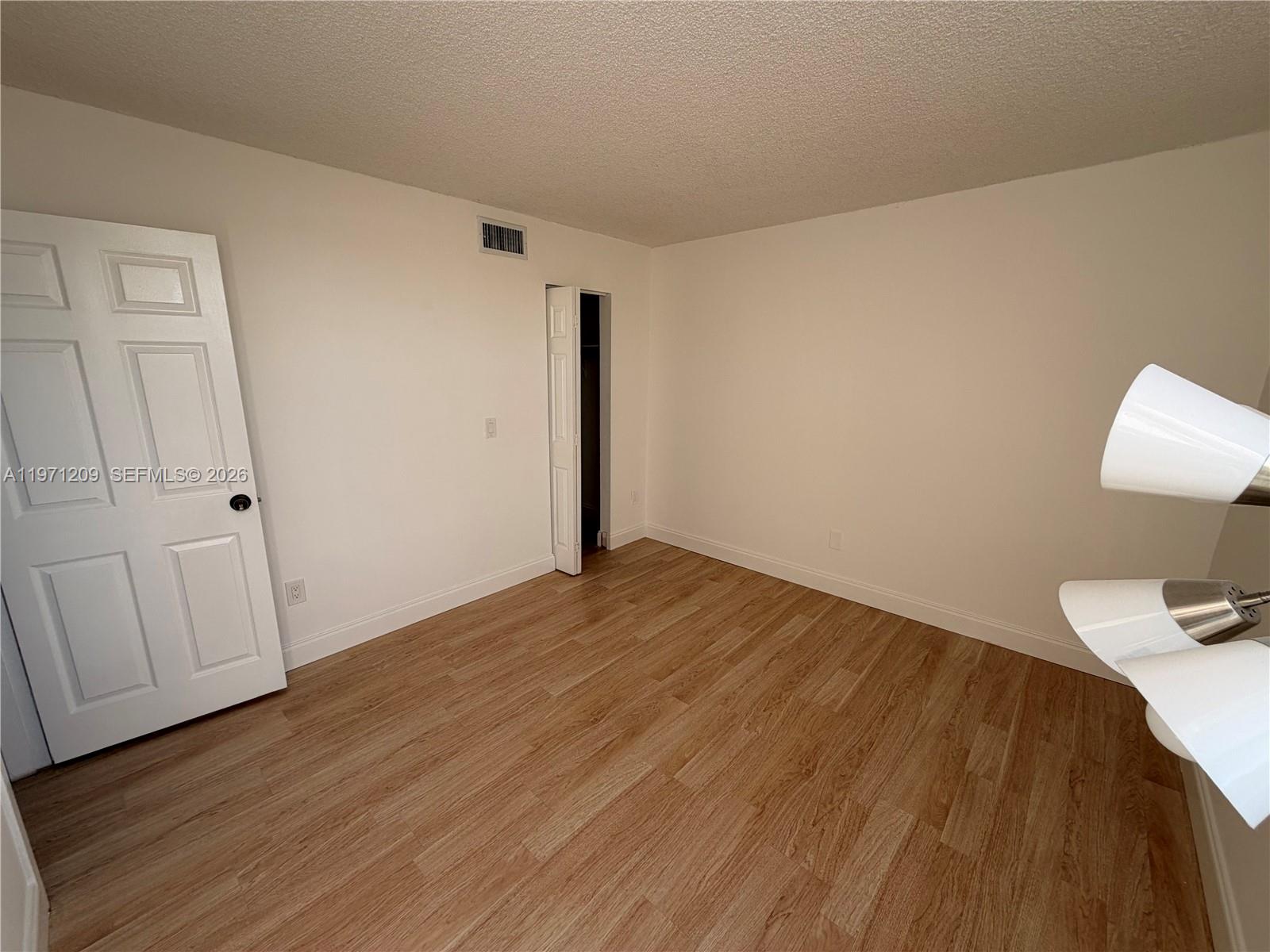VECINO DEL MAR CONDO - Residential