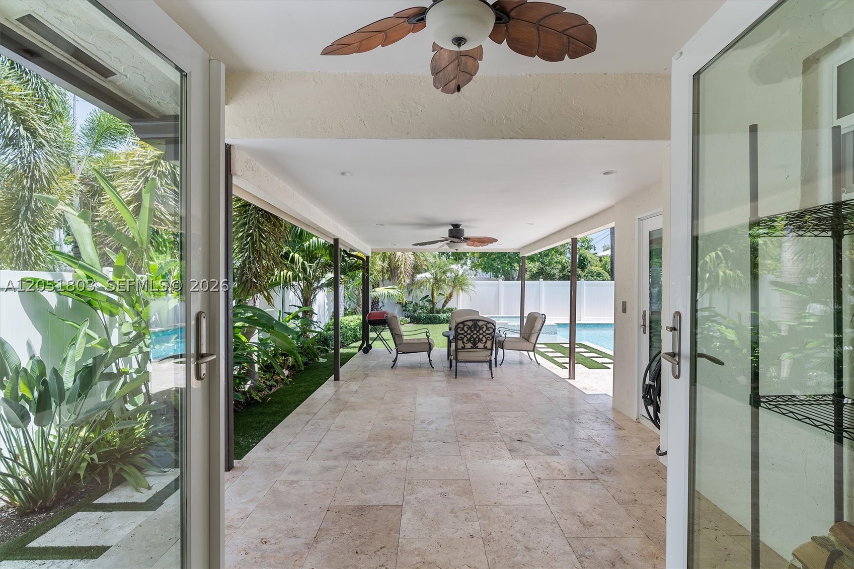 HOLLYWOOD LAKES SECTION - Residential