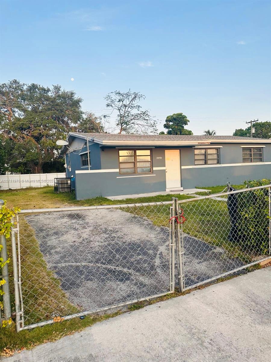 LEISURE CITY SEC 5 - Residential