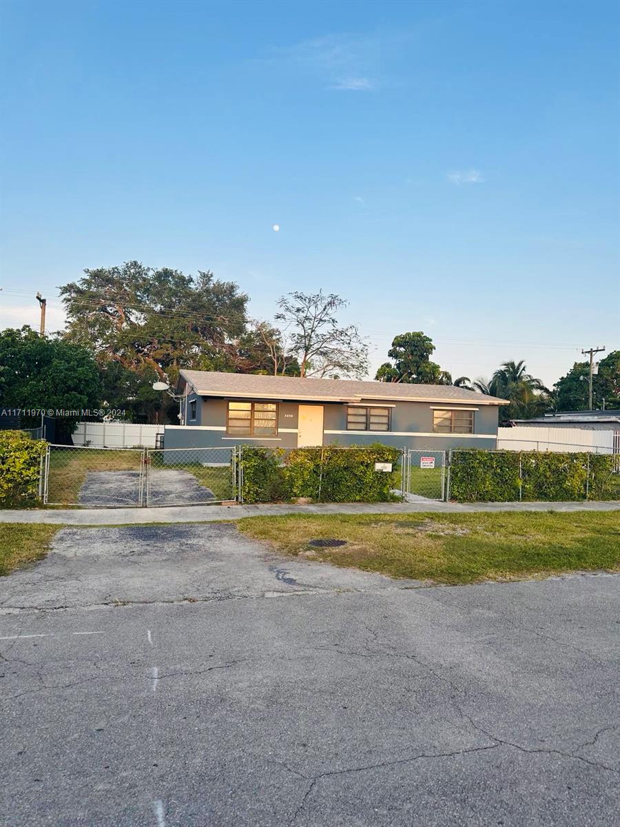 LEISURE CITY SEC 5 - Residential