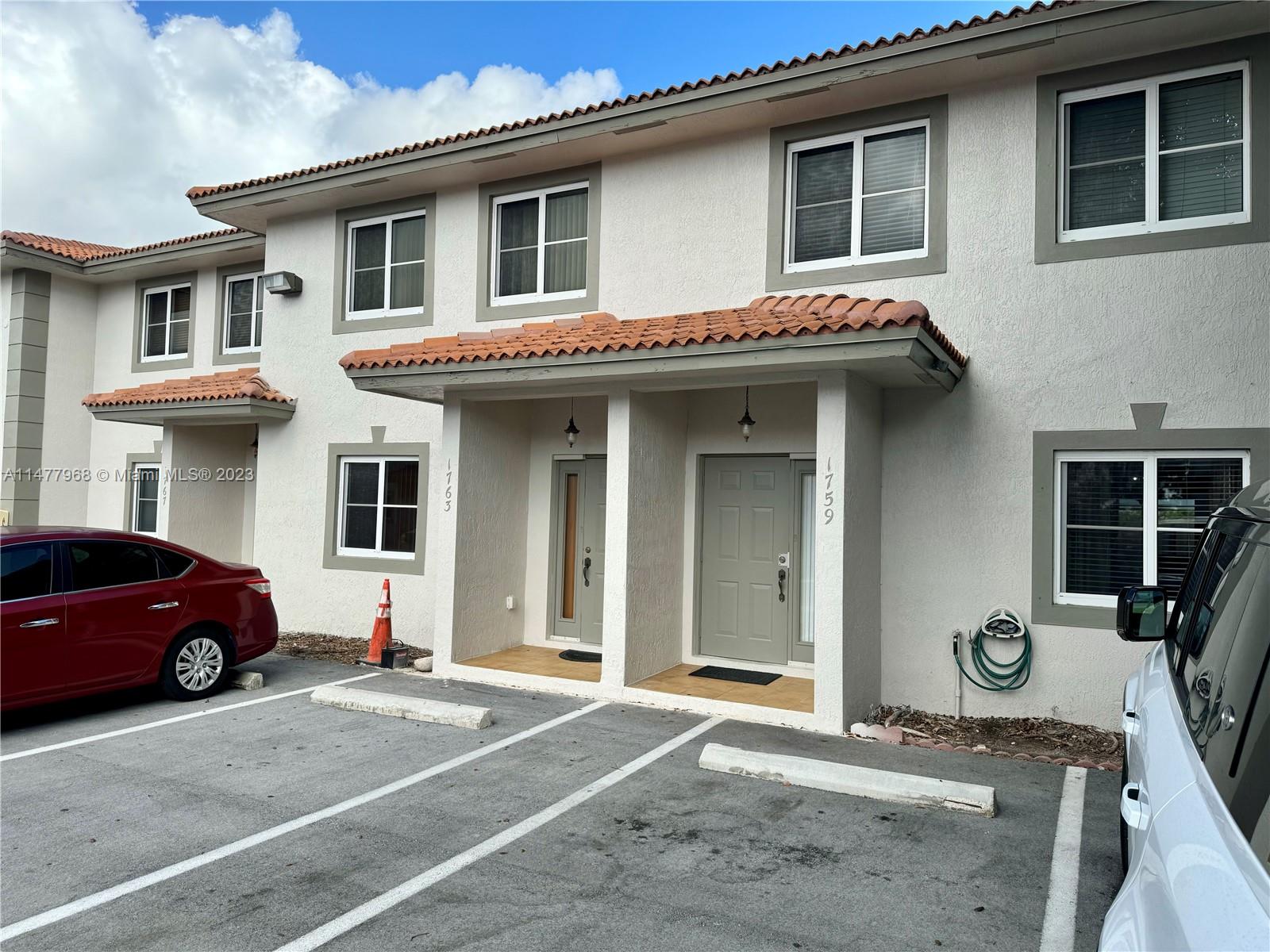 MIRAGE AT SAILBOAT COVE - Residential