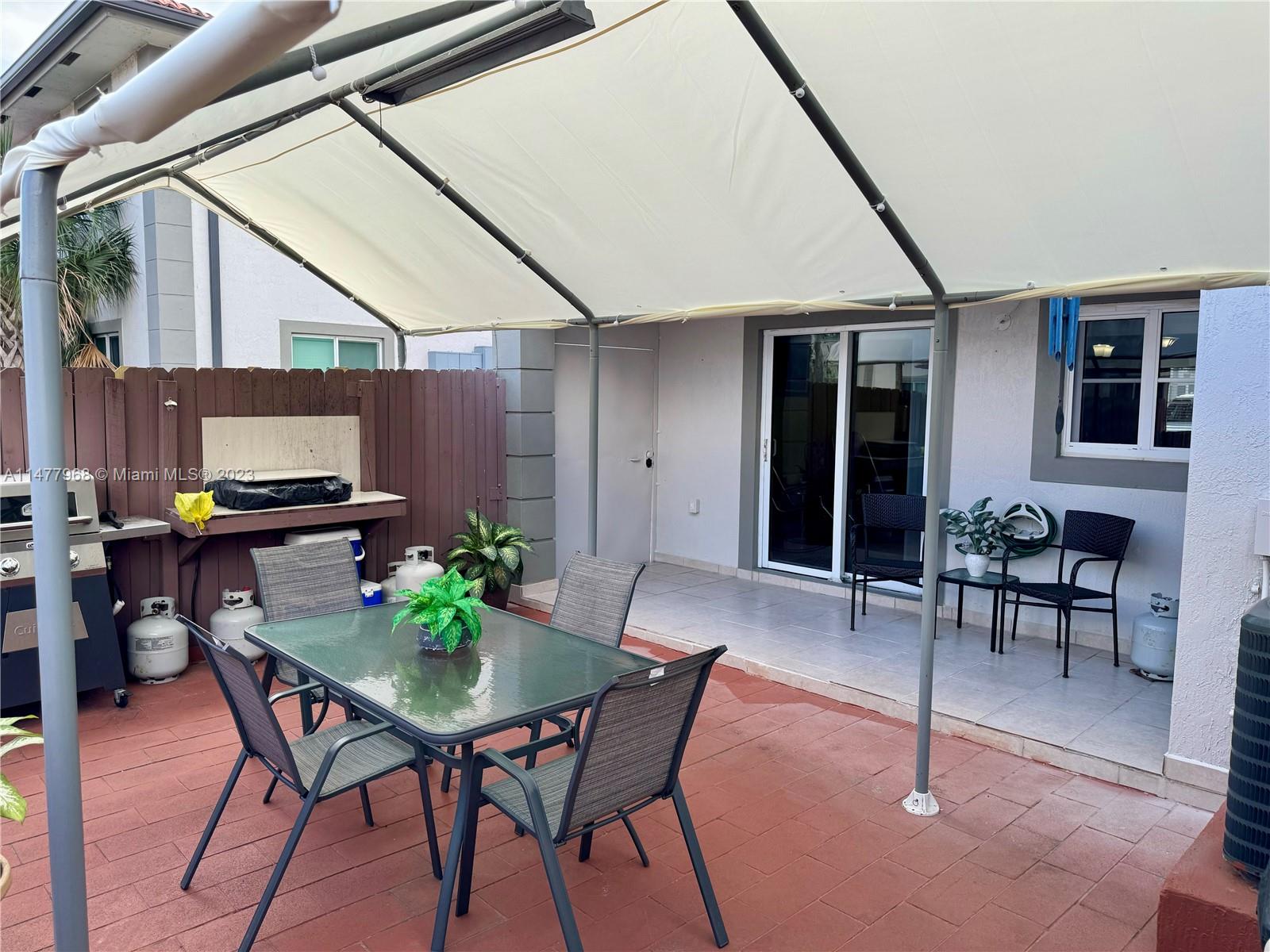 MIRAGE AT SAILBOAT COVE - Residential