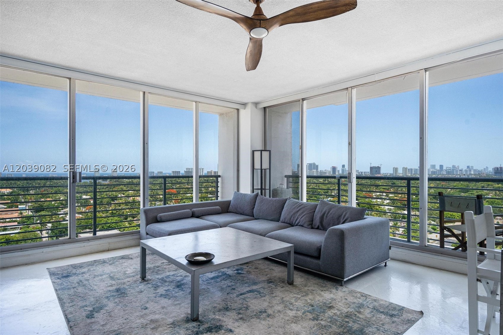 HOME TOWER CONDO - Residential