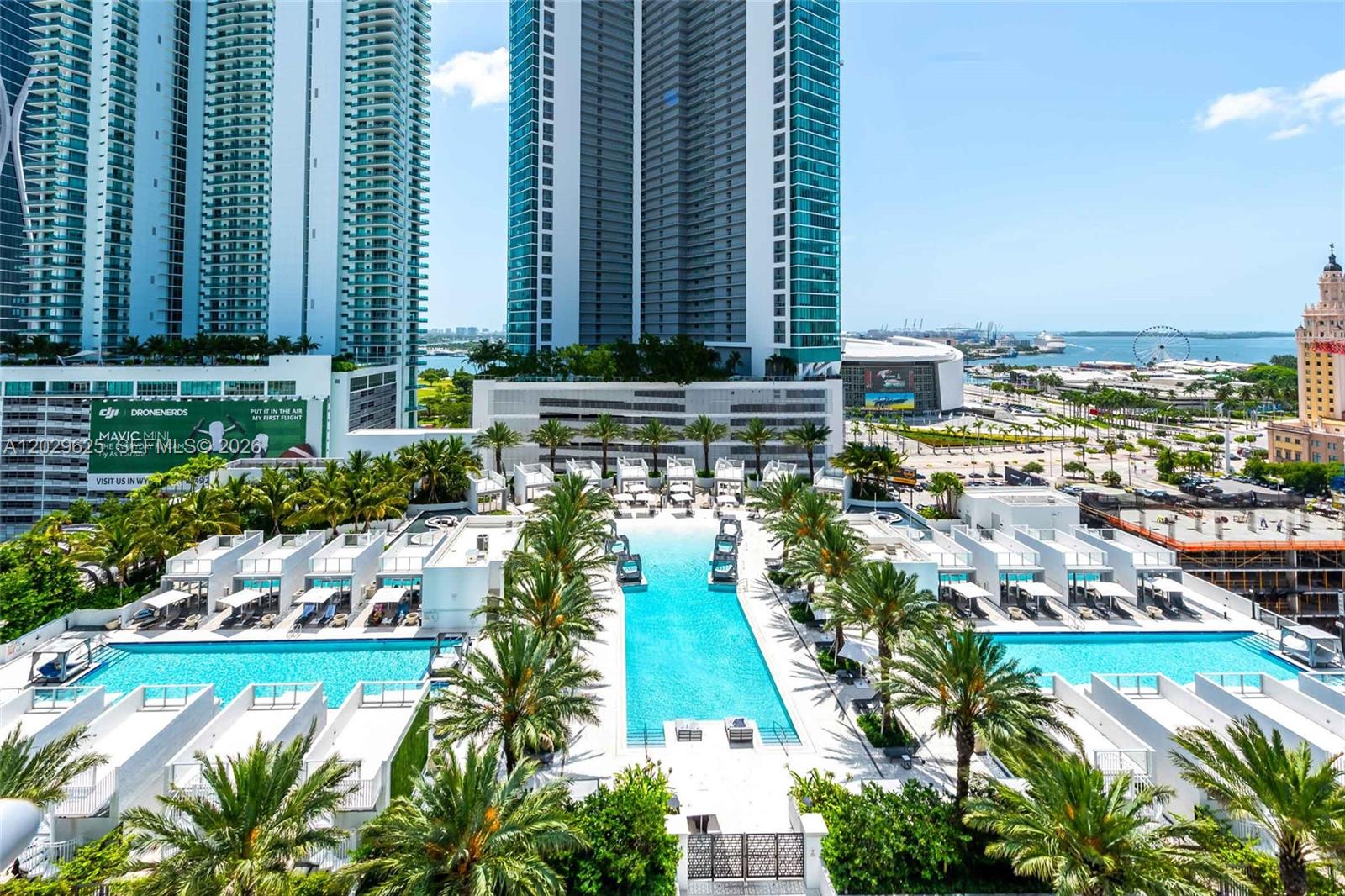 PARAMOUNT MIAMI WORLDCENTE - Residential