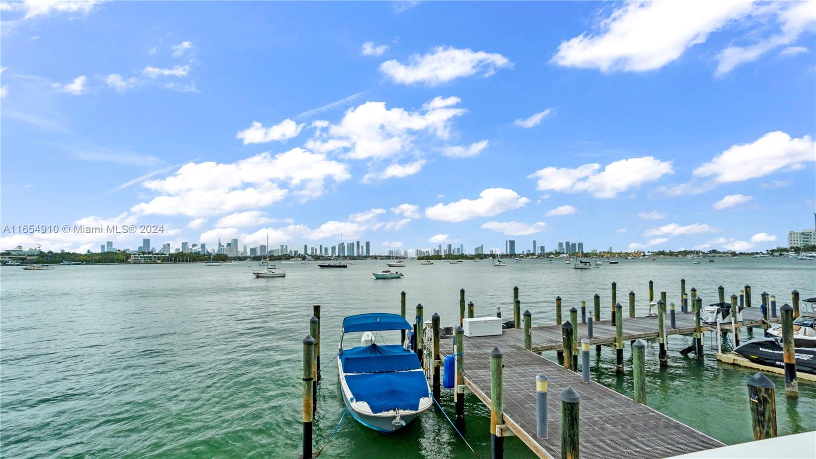 BAYVIEW TERR CONDO - Residential