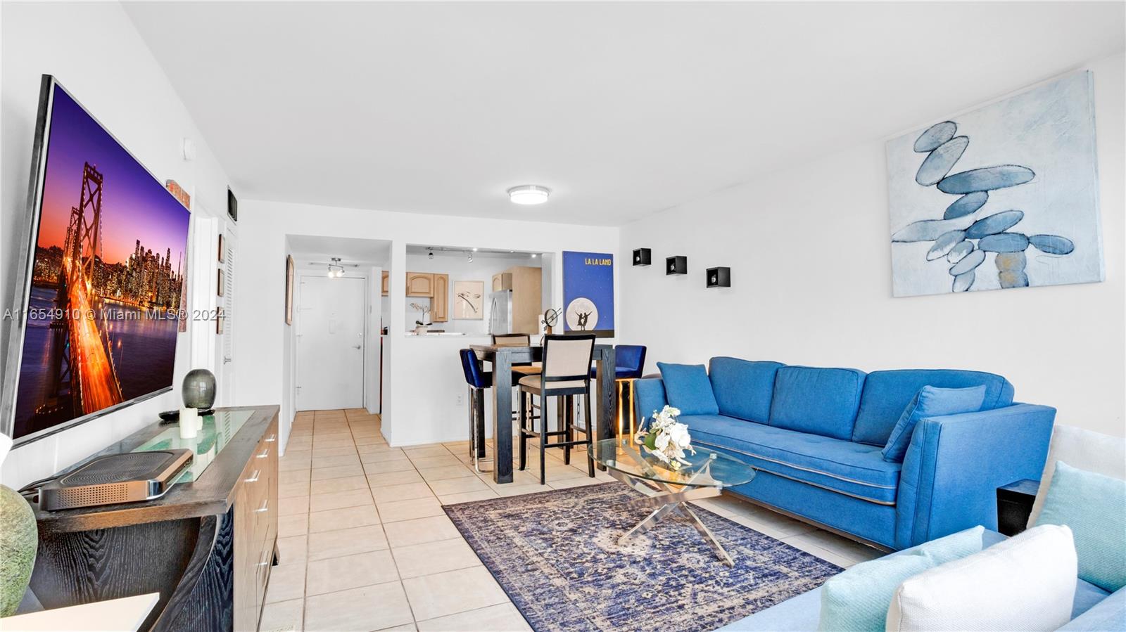 BAYVIEW TERR CONDO - Residential