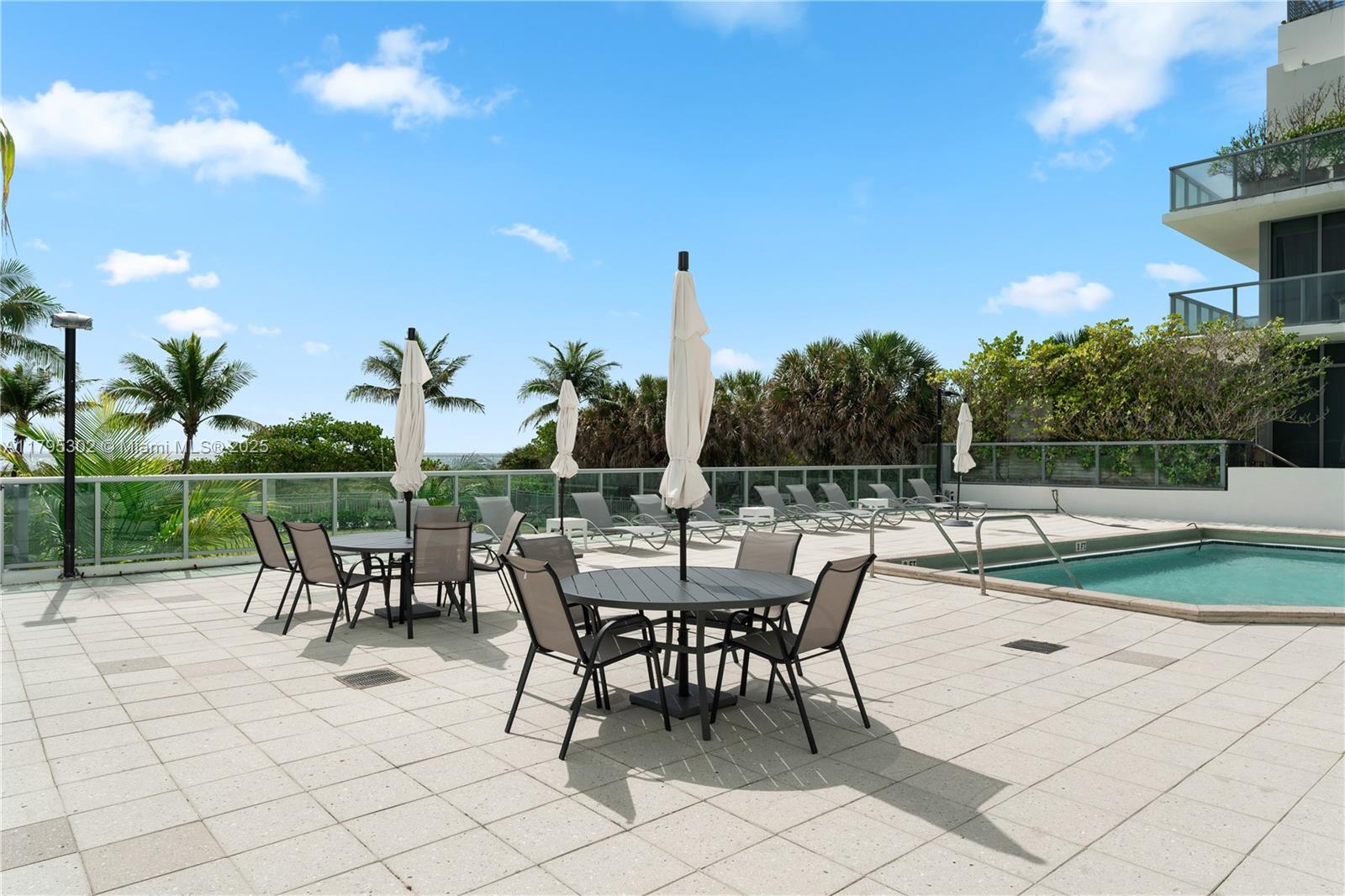 9500 OCEANS CONDO - Residential