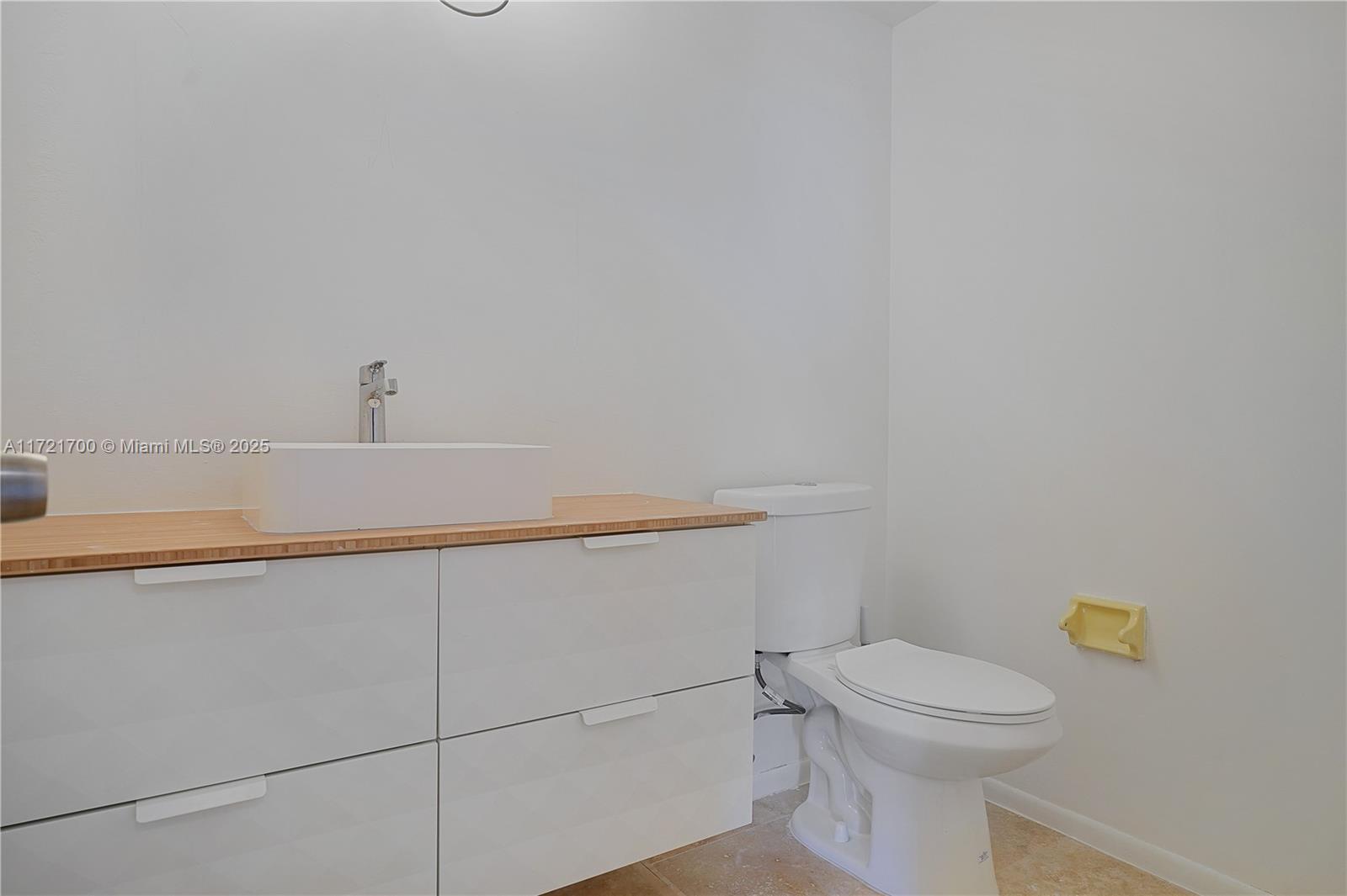 LONDON TOWERS - Residential