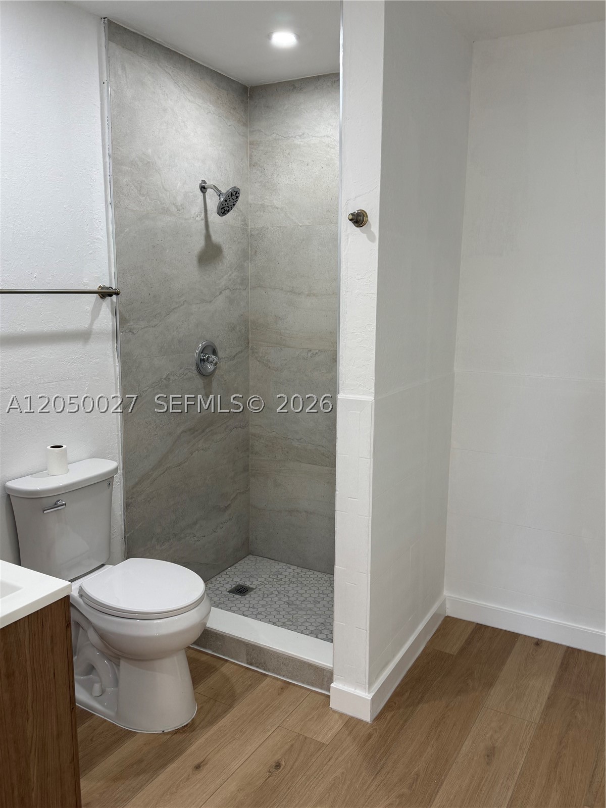 CAROL CITY 3RD ADDN - Residential Lease