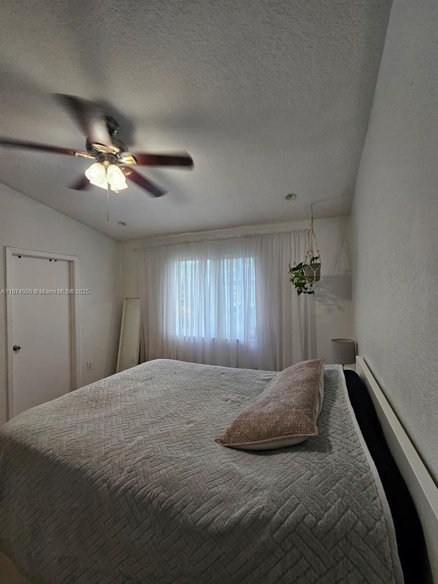 WASHINGTON COURT VILLAS - Residential