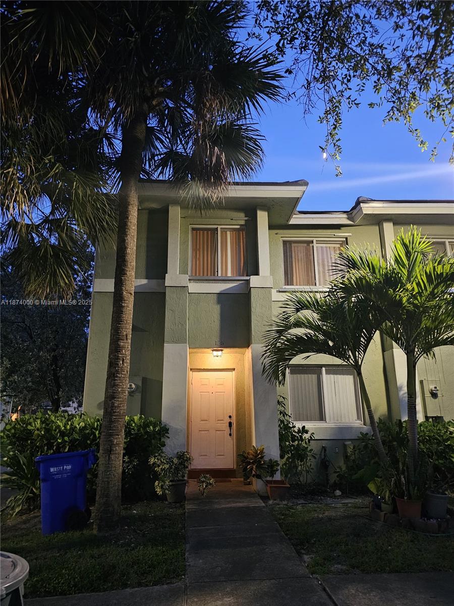 Seller Motivated!! Corner Unit! Truly a Hidden Treasure! This 3-bedroom 2.5 bath large townhouse is in a quiet neighborhood yet centrally located to all the best life has to offer. Excellent layout, with beautiful lighting. Nice tile downstairs and wood upstairs. washer and dryer inside of unit. Nice sized closets. Spacious fenced in private patio built for relaxing, entertaining, or kids play area. This home is minutes away from Hollywood Beach Boardwalk, Hollywood International Airport, Downtown Hollywood, restaurants and casinos, and all major highways I-95, 441, and Turnpike. Assigned parking space and plenty of guest parking.