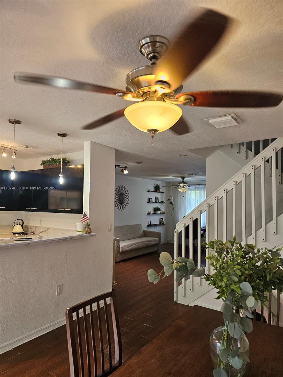 WASHINGTON COURT VILLAS - Residential