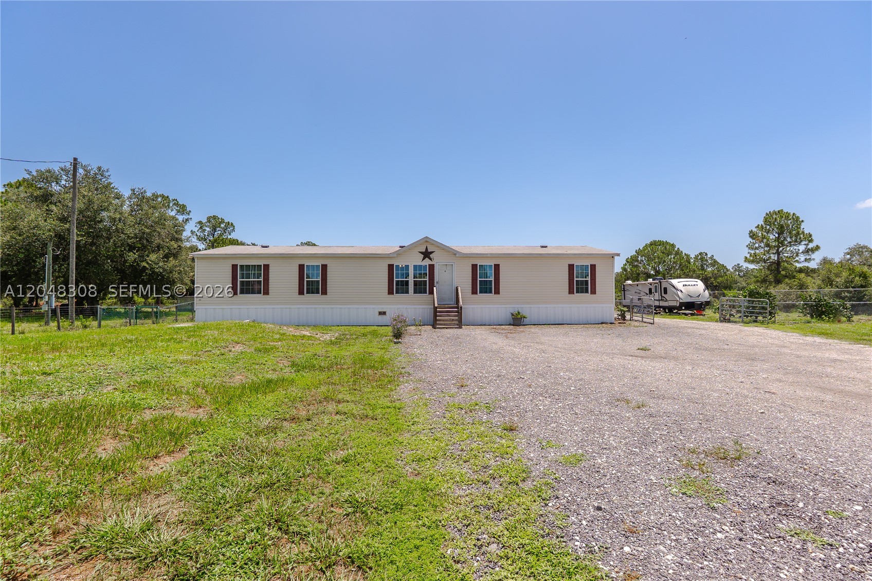 MONTURA SOUTH HALF (100804 - Residential