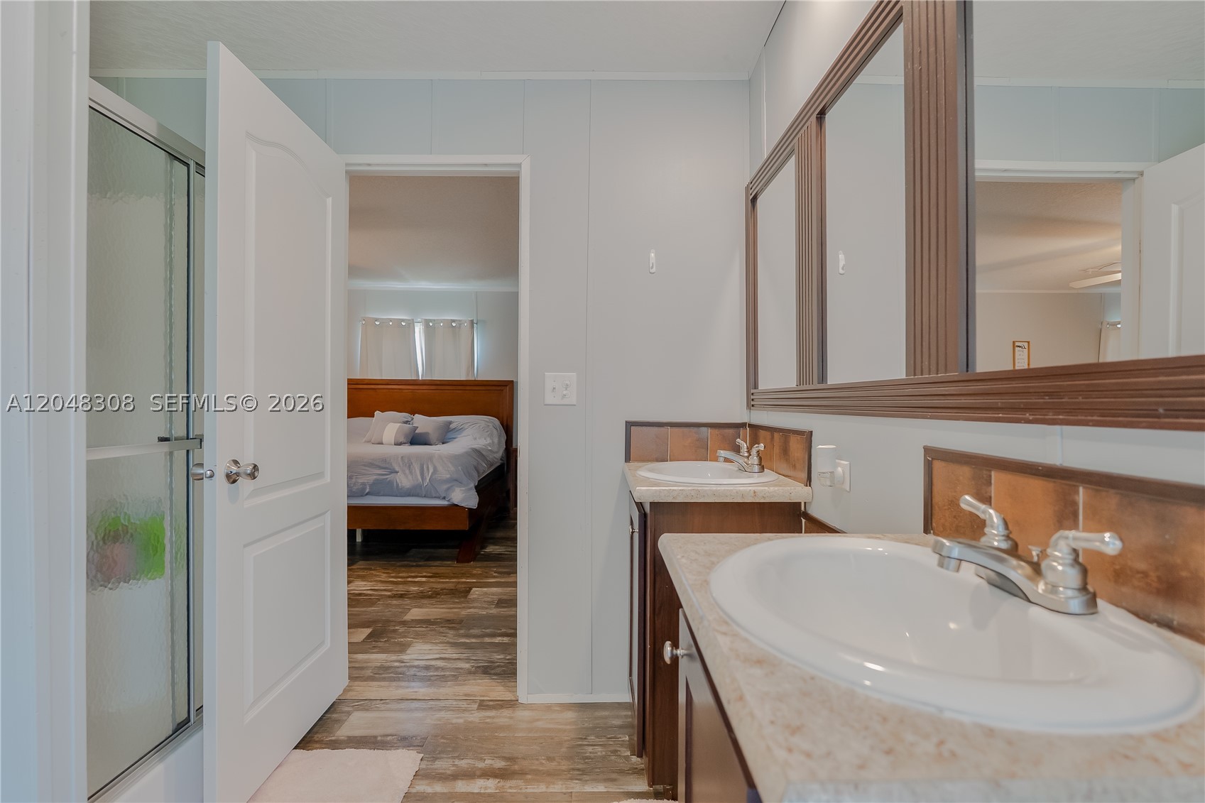 MONTURA SOUTH HALF (100804 - Residential