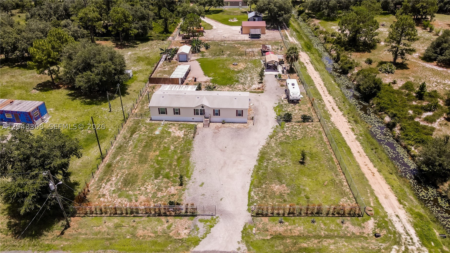 MONTURA SOUTH HALF (100804 - Residential