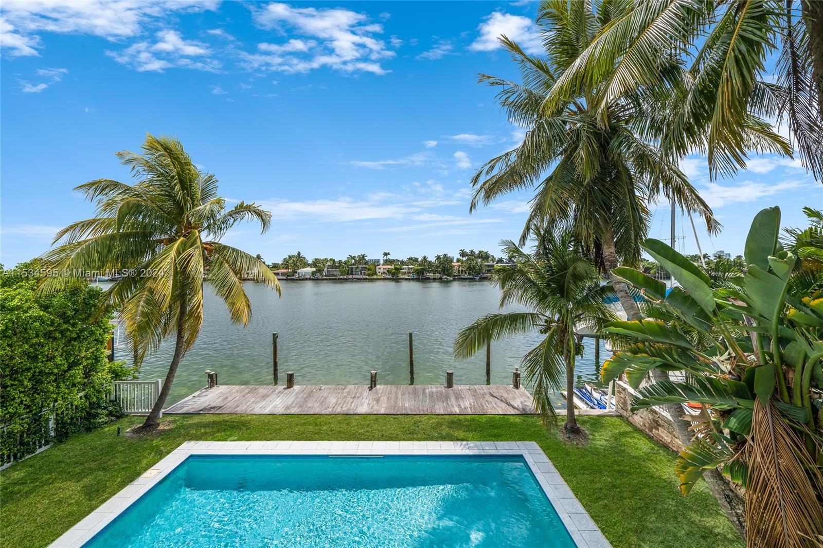 SAN MARINO ISLAND - Residential