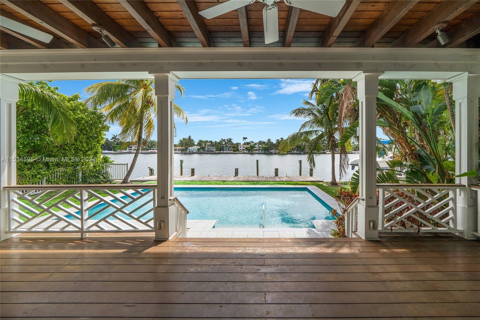 SAN MARINO ISLAND - Residential
