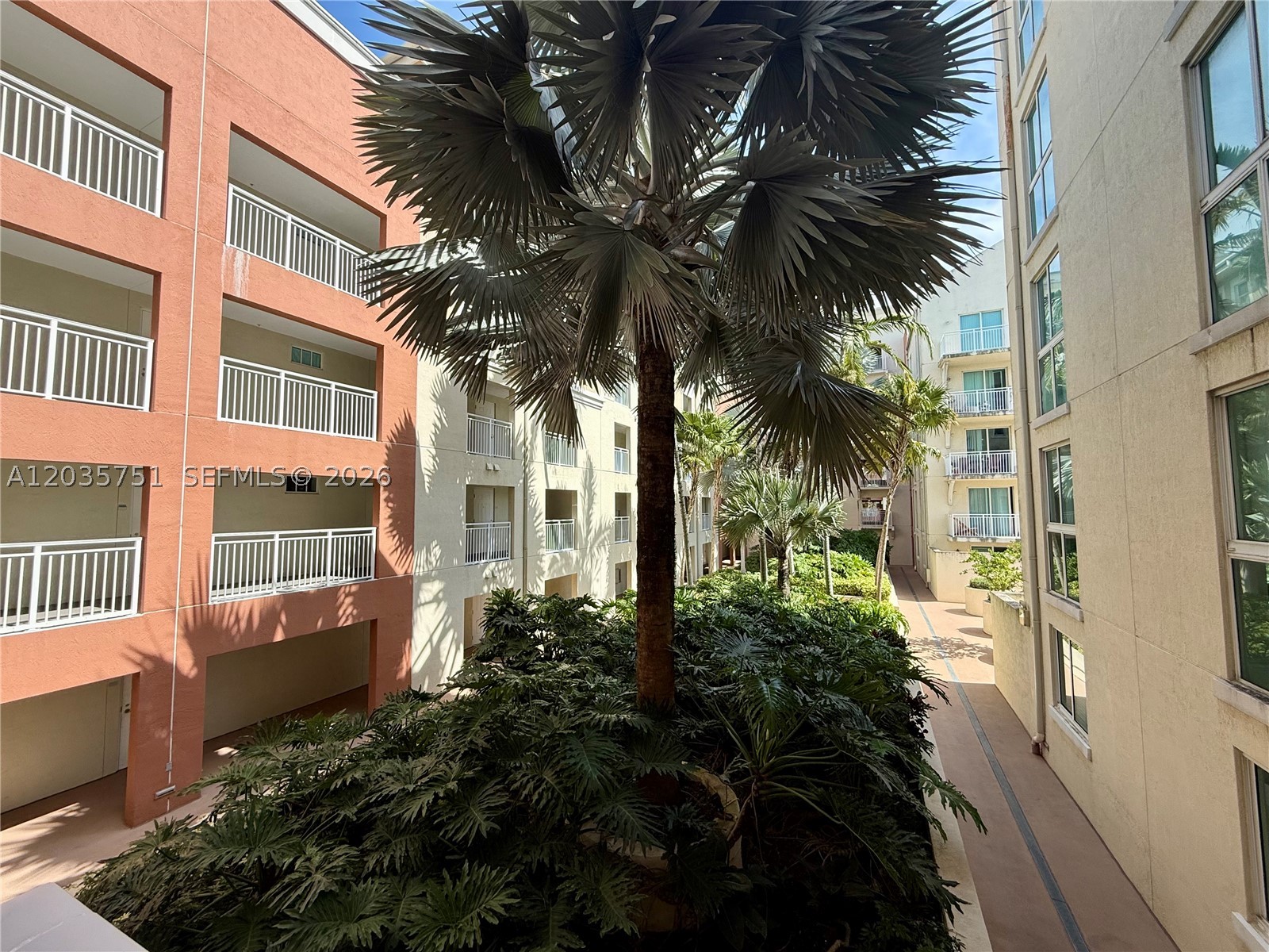 DOWNTOWN DADELAND CONDO N - Residential