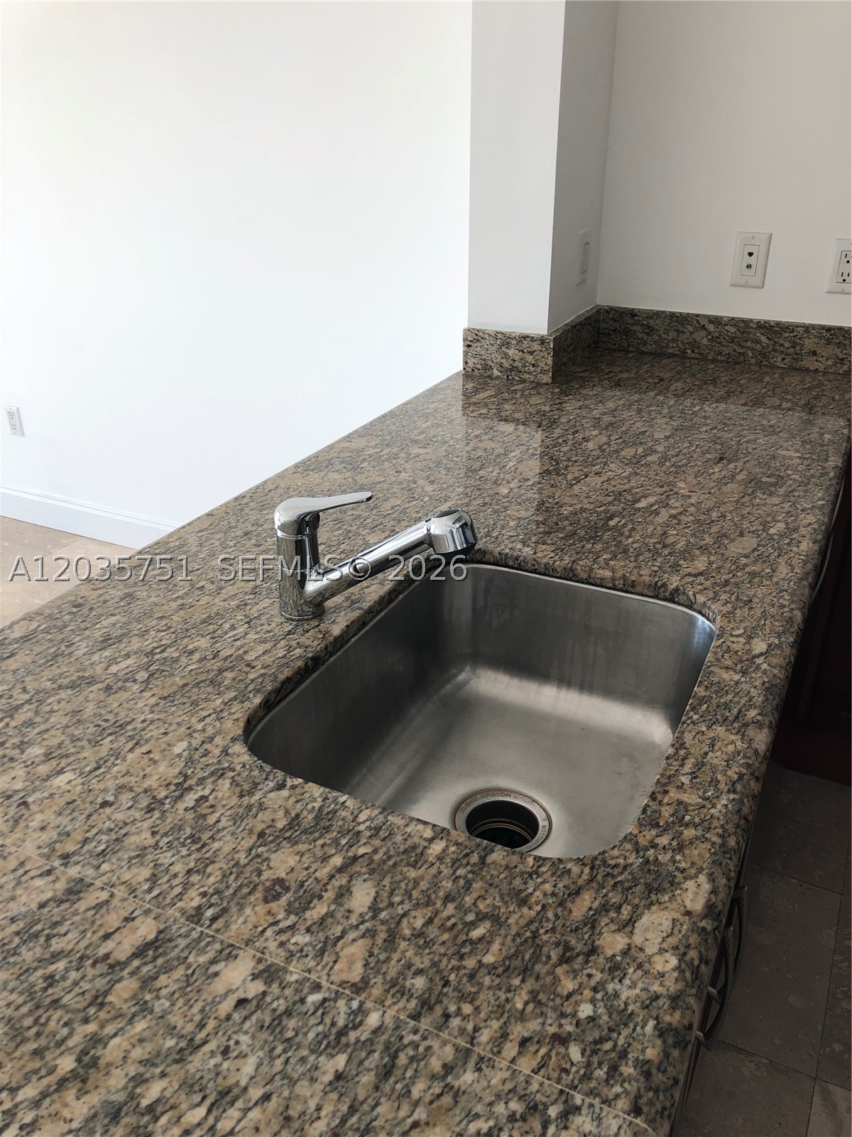 DOWNTOWN DADELAND CONDO N - Residential