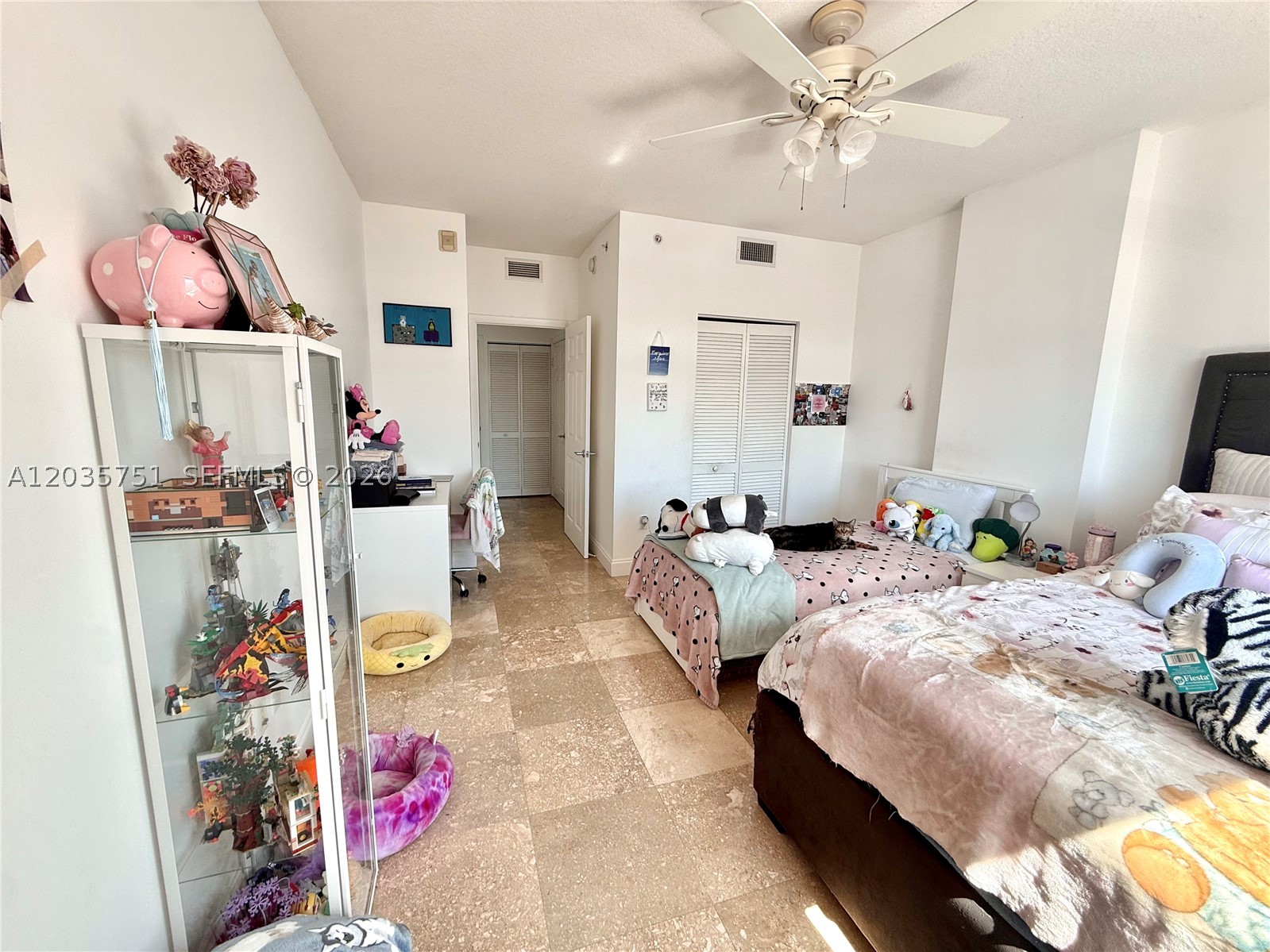 DOWNTOWN DADELAND CONDO N - Residential