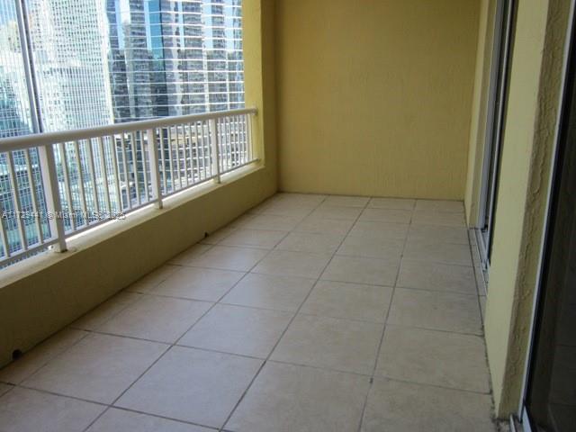THE SAIL CONDO - Residential