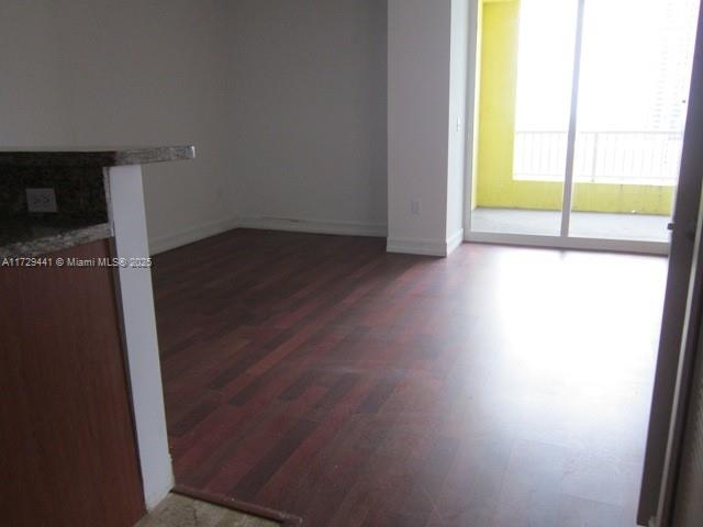 THE SAIL CONDO - Residential