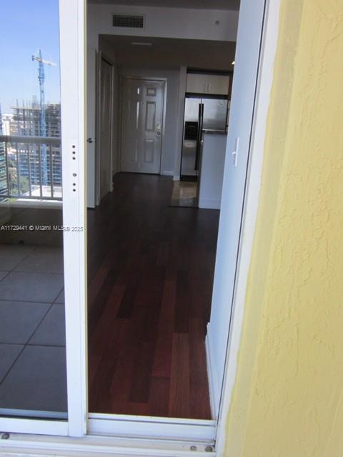 THE SAIL CONDO - Residential
