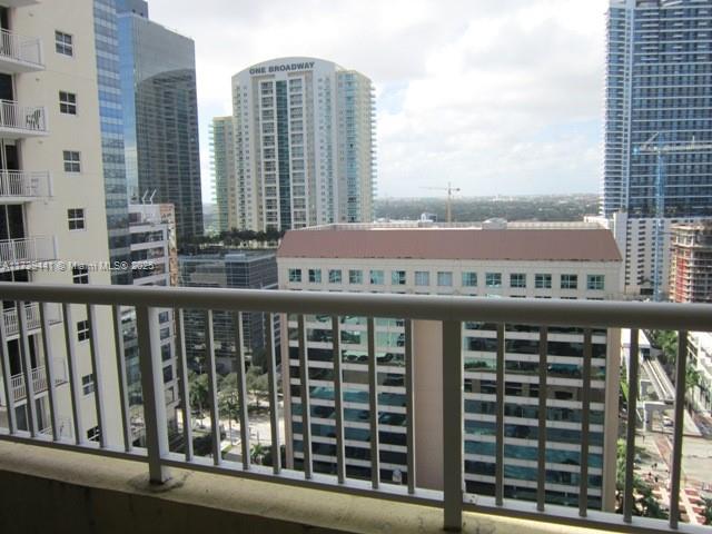 THE SAIL CONDO - Residential