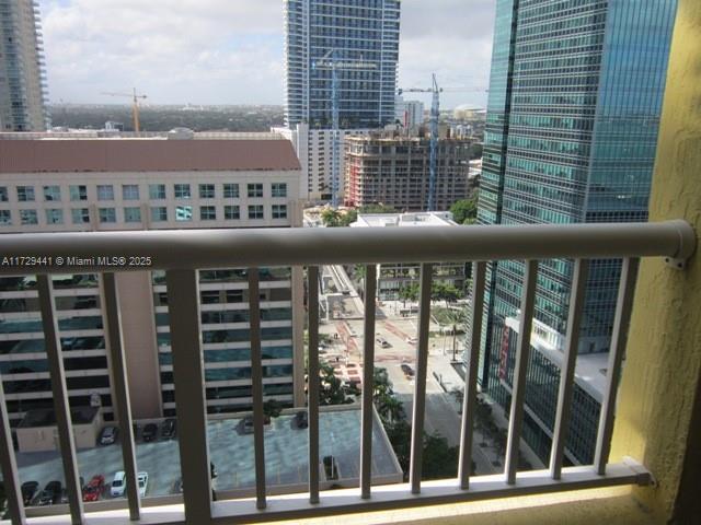 THE SAIL CONDO - Residential