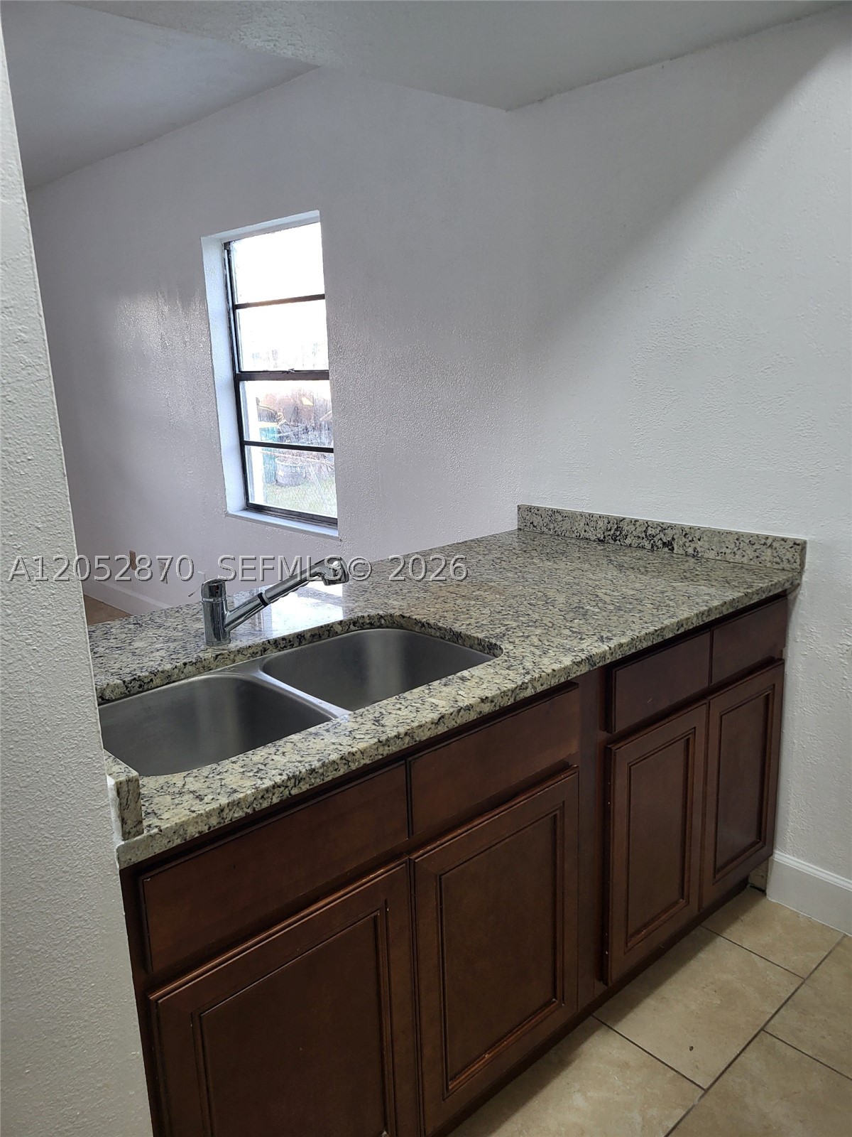 CARLTON STEWART - Residential Lease