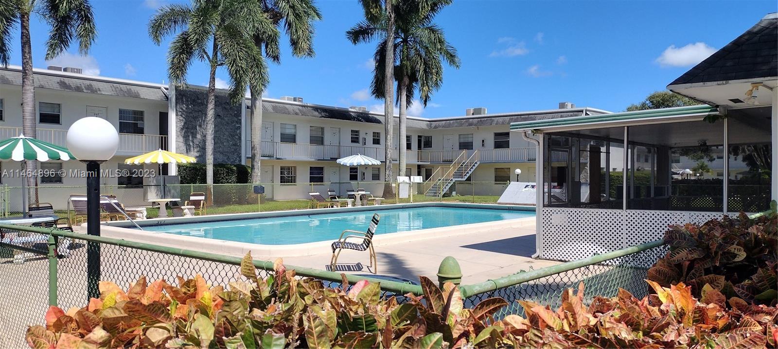 I DELWOOD WEST CONDO - Residential Lease
