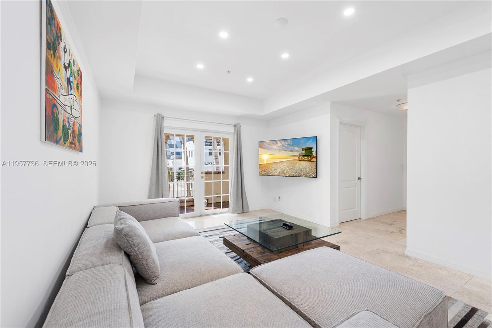 THE THS AT SUNSET HARBOUR - Residential