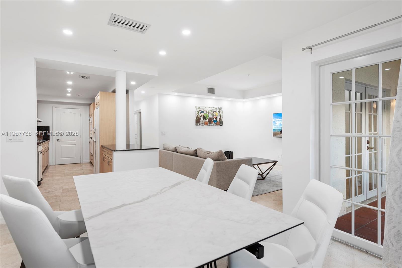THE THS AT SUNSET HARBOUR - Residential