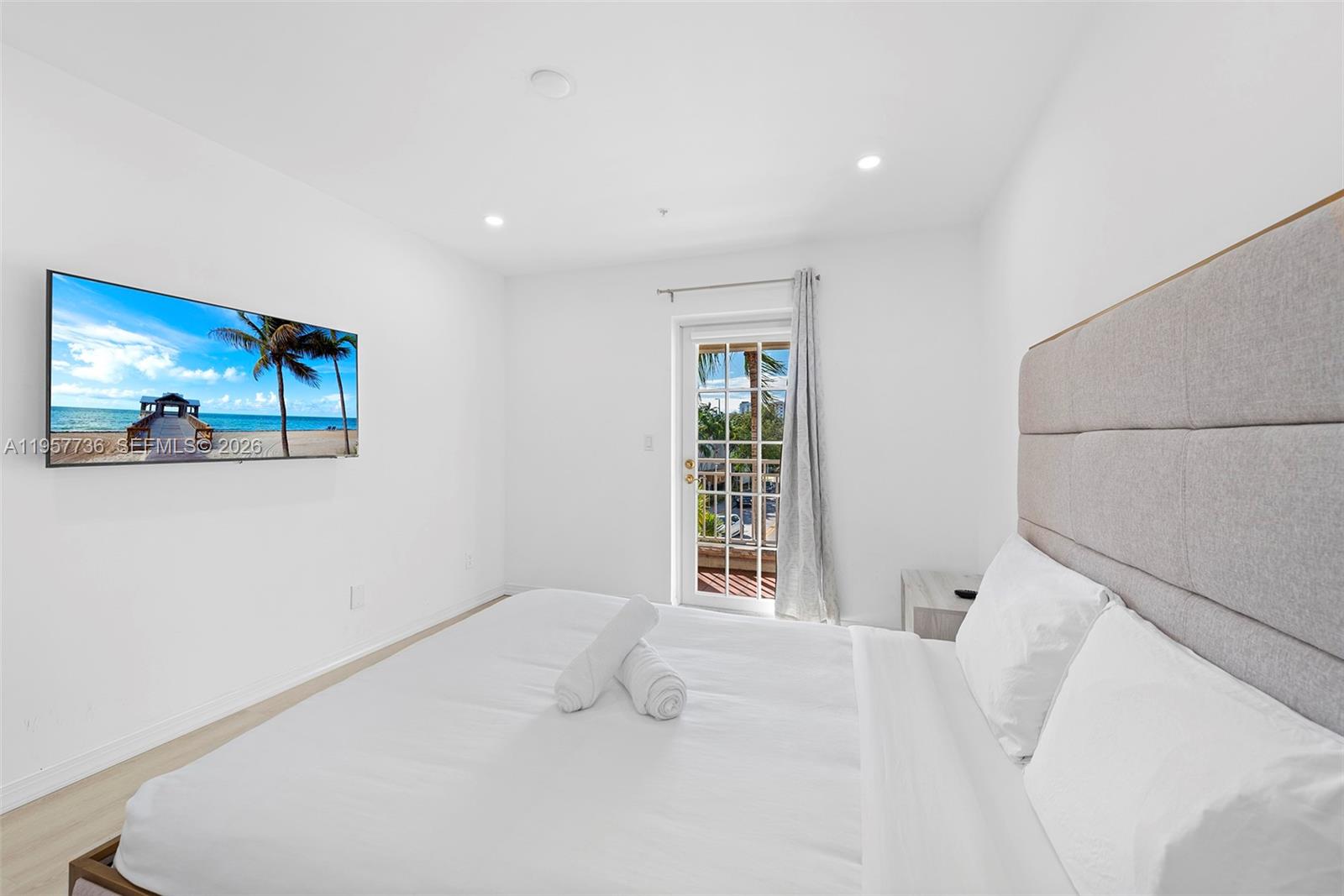 THE THS AT SUNSET HARBOUR - Residential