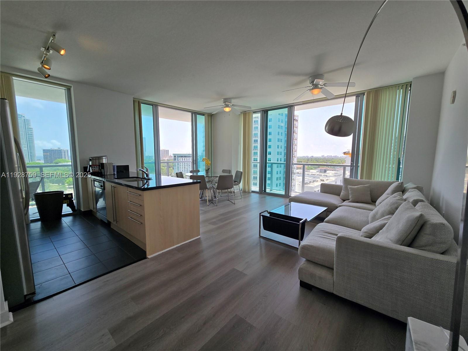 THE AXIS ON BRICKELL COND - Residential