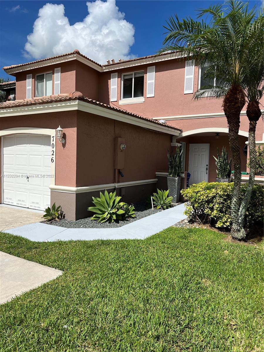 LAGO MAR 1ST ADDN - Residential Lease